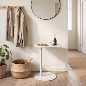 Nastätten sidobord i olika färger [en.casa]