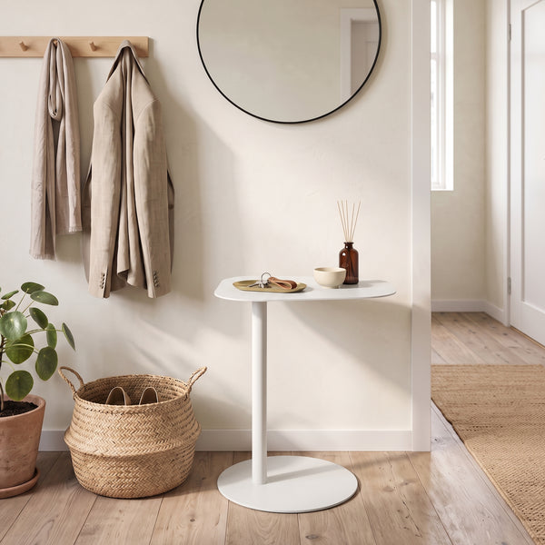 Nastätten sidobord i olika färger [en.casa]