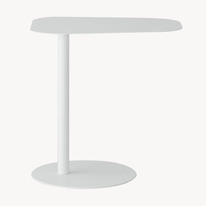 Nastätten sidobord i olika färger [en.casa]