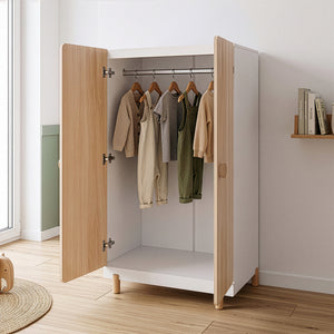 Barnklädesskåp Vaarentaa [en.casa]