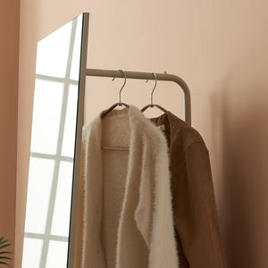 Garderobsspegel 2-i-1 Saden 165x40x51 cm [en.casa]
