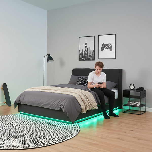 LED stoppad säng Tröstiar [en.casa]